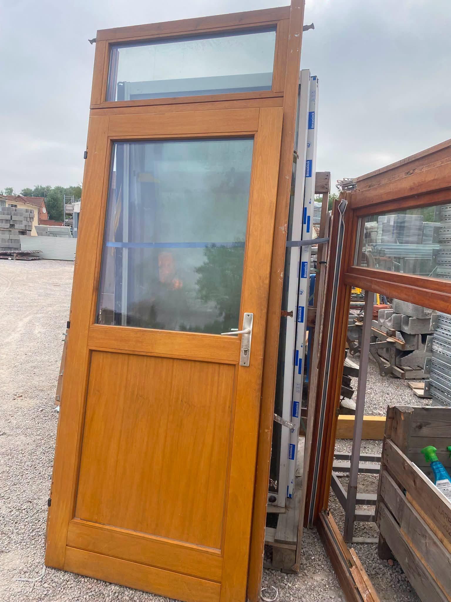 porte_en_bois